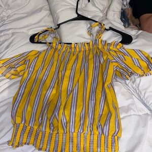 Cute off the shoulders tank, worn once